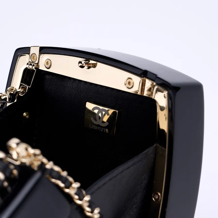 chanel_as5652_detail_05.jpg