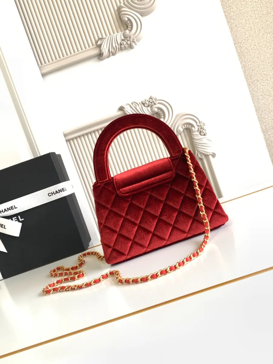 chanel_silkeubelbes_kellybag_as4416_back.jpg