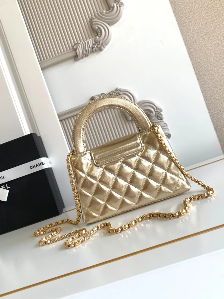 chanel_lambskin_kellybag_as4416_back.jpg