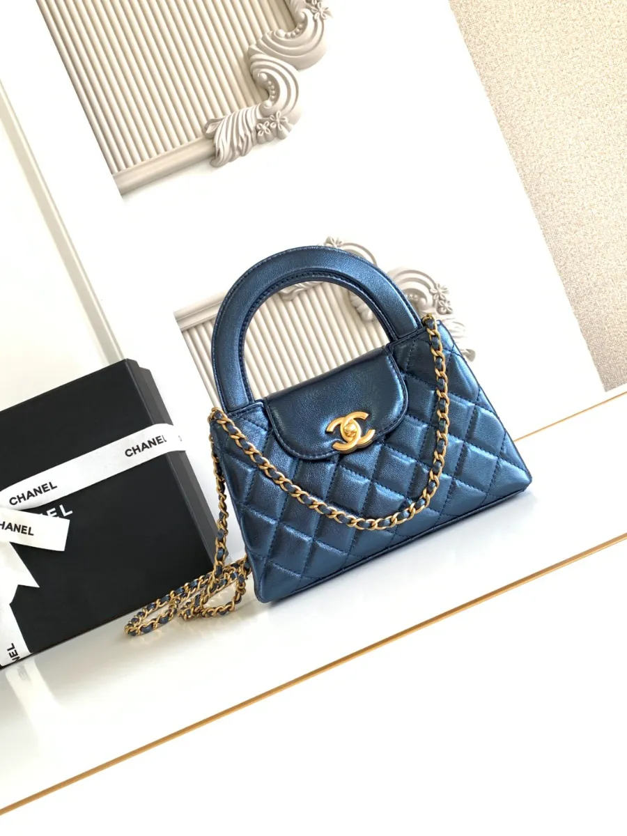 chanel_lambskin_kellybag_as4416_front.jpg