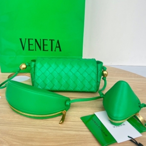 Veneta 스웨이드 본디드